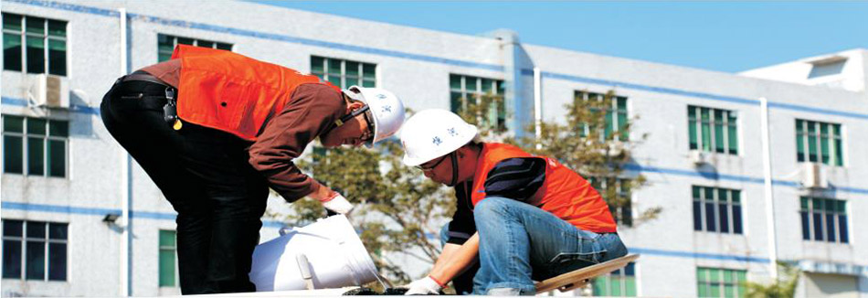 聚龍路抑塵保濕劑揚塵治理施工現場